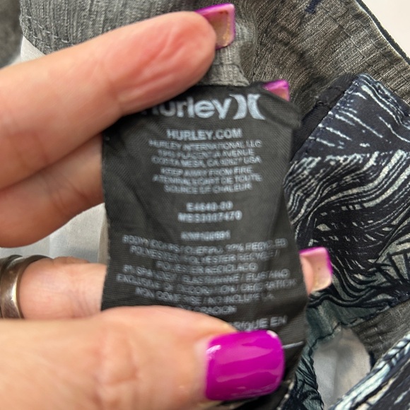 Hurley Phantom boardshorts in a palm print |Size 34 - Picture 8 of 9